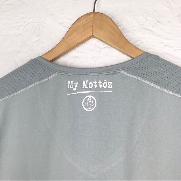 Alo Yoga Cool Fit “Will Run For Chocolate” activewear shirt - Picture 4 of 11